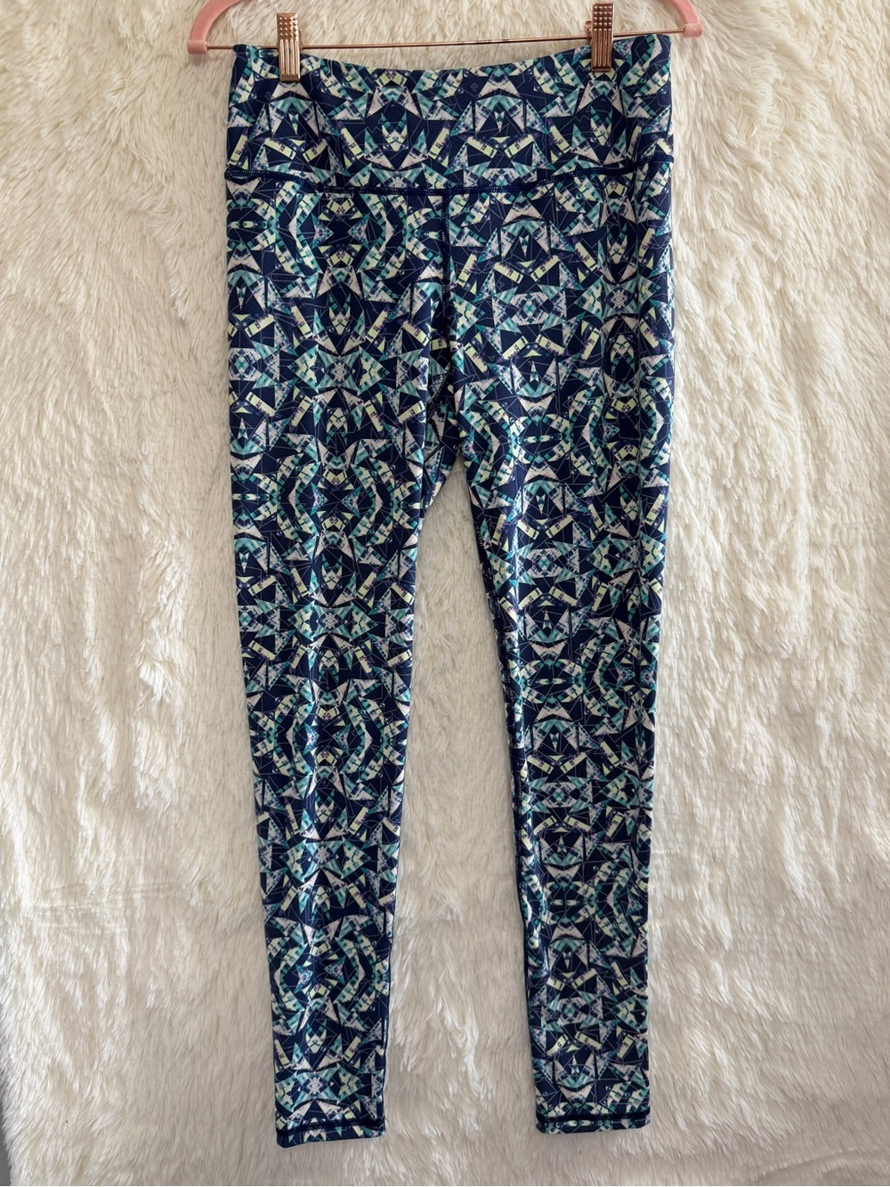 VSX Victoria's Secret Geometric Knockout Leggings Size M Blue Yoga Gym Workout